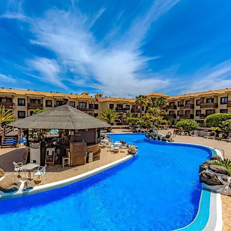 Atlantic 2 Amazing View, Pool, Wifi طوستا ديل سيلونثيو